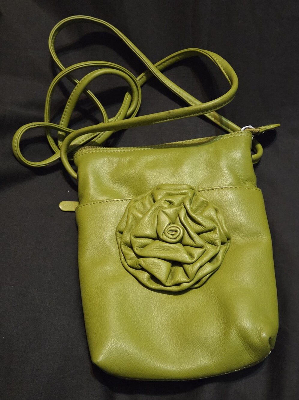 ili New York Moss Green Leather Mini Crossbody Purse Lg Rosette Front